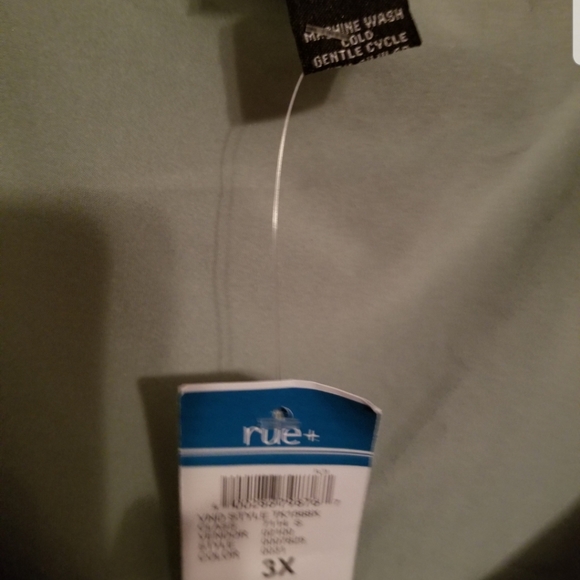 Bundle of three NWT Rue 21 tops - Picture 11 of 16